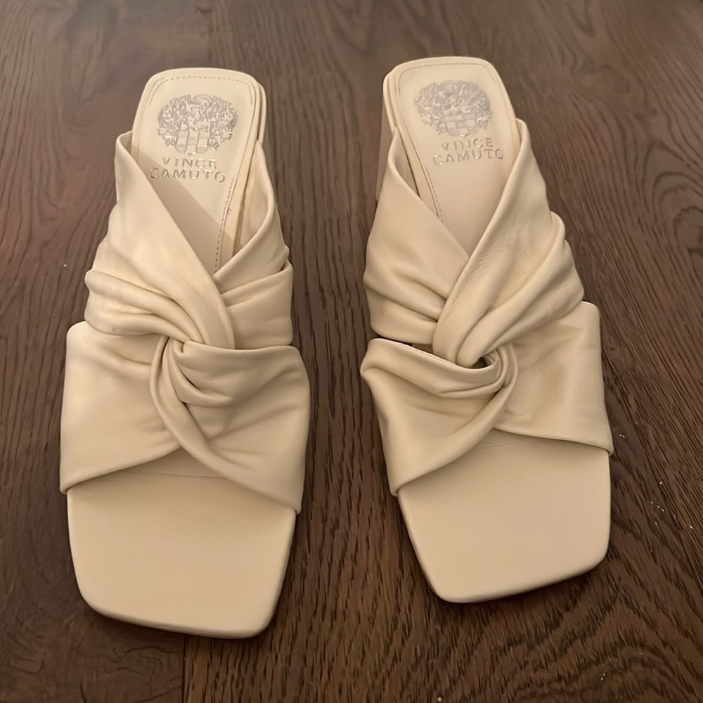 Brand new never worn Vince Camuto sling back shoes